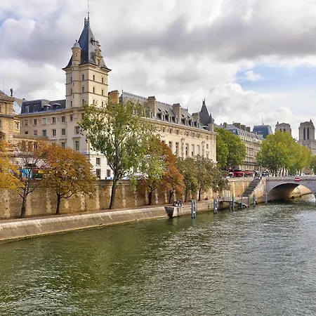 Hr Quai Augustins - Notre Dame Appartement Parijs
